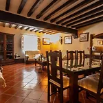 La Casona De Apartment *